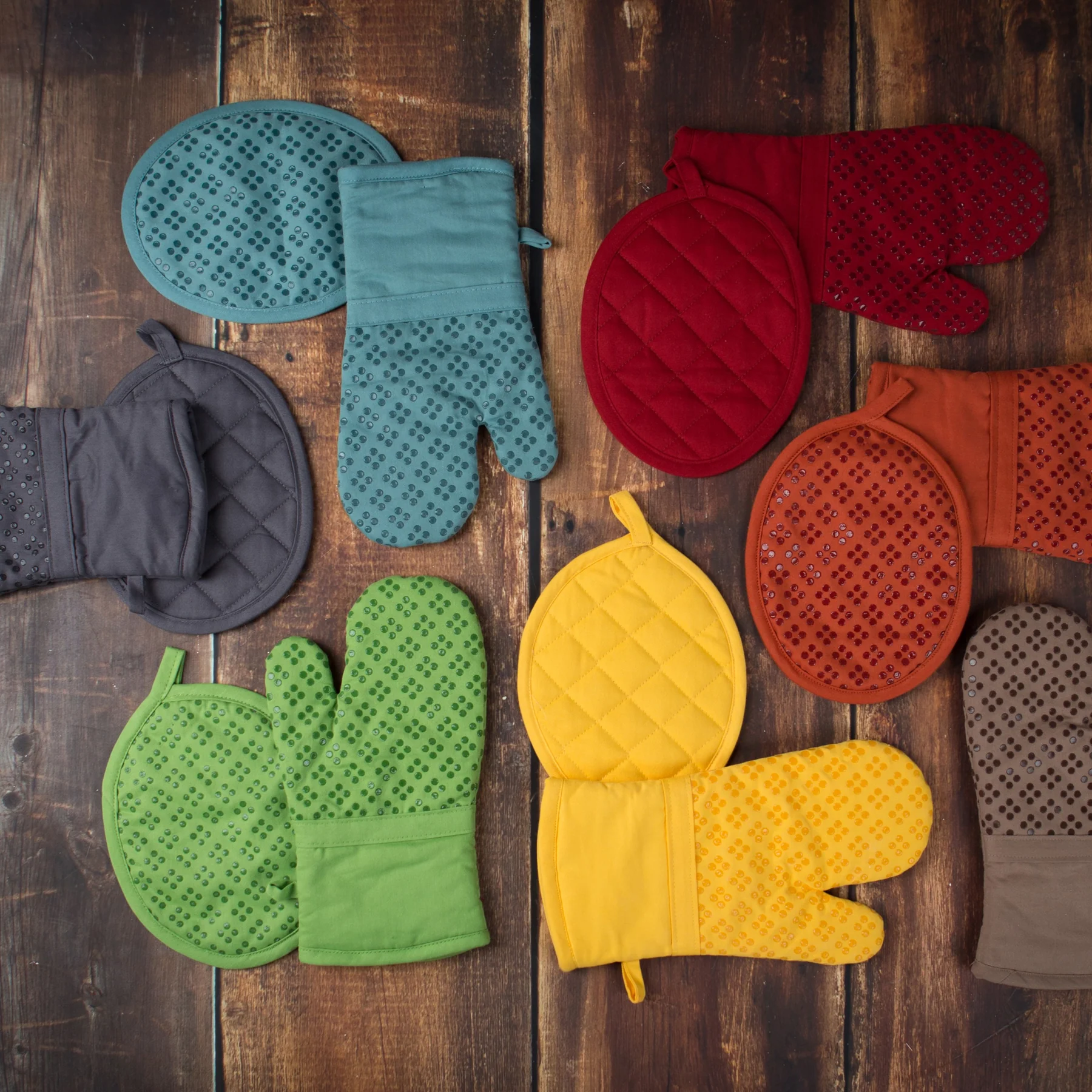 Oven Mitts and Pot Holders Sets